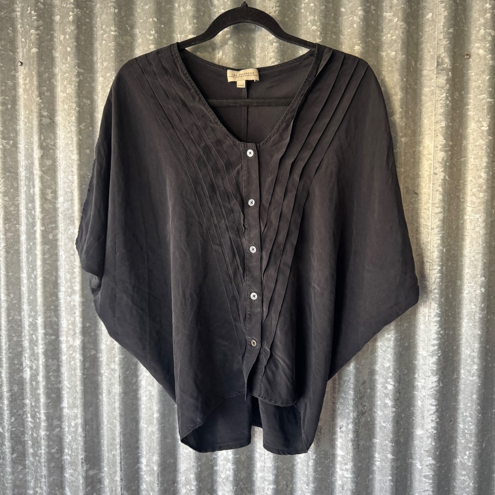 The Podolls Black 100% Silk Pintuck Pleat Dolman Sleeve Button Front Top XS boho